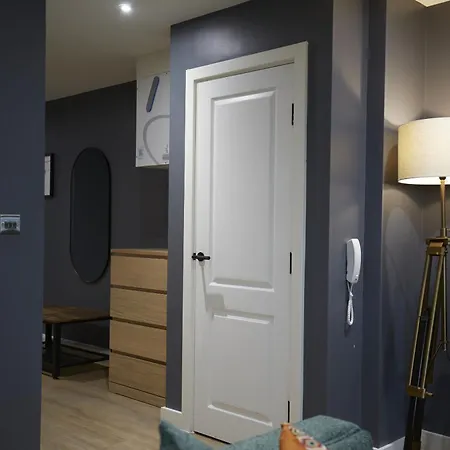 Hayy Urban One Bedroom Retreat, Centre Apartment Leeds (West Yorkshire)